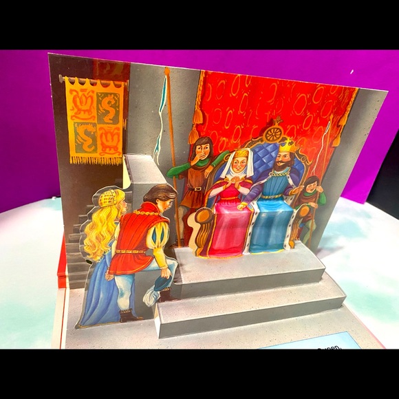 SLEEPING BEAUTY VINTAGE 90s COLLECTABLE HARDCOVER POP -UP STORYBOOK - Picture 12 of 15